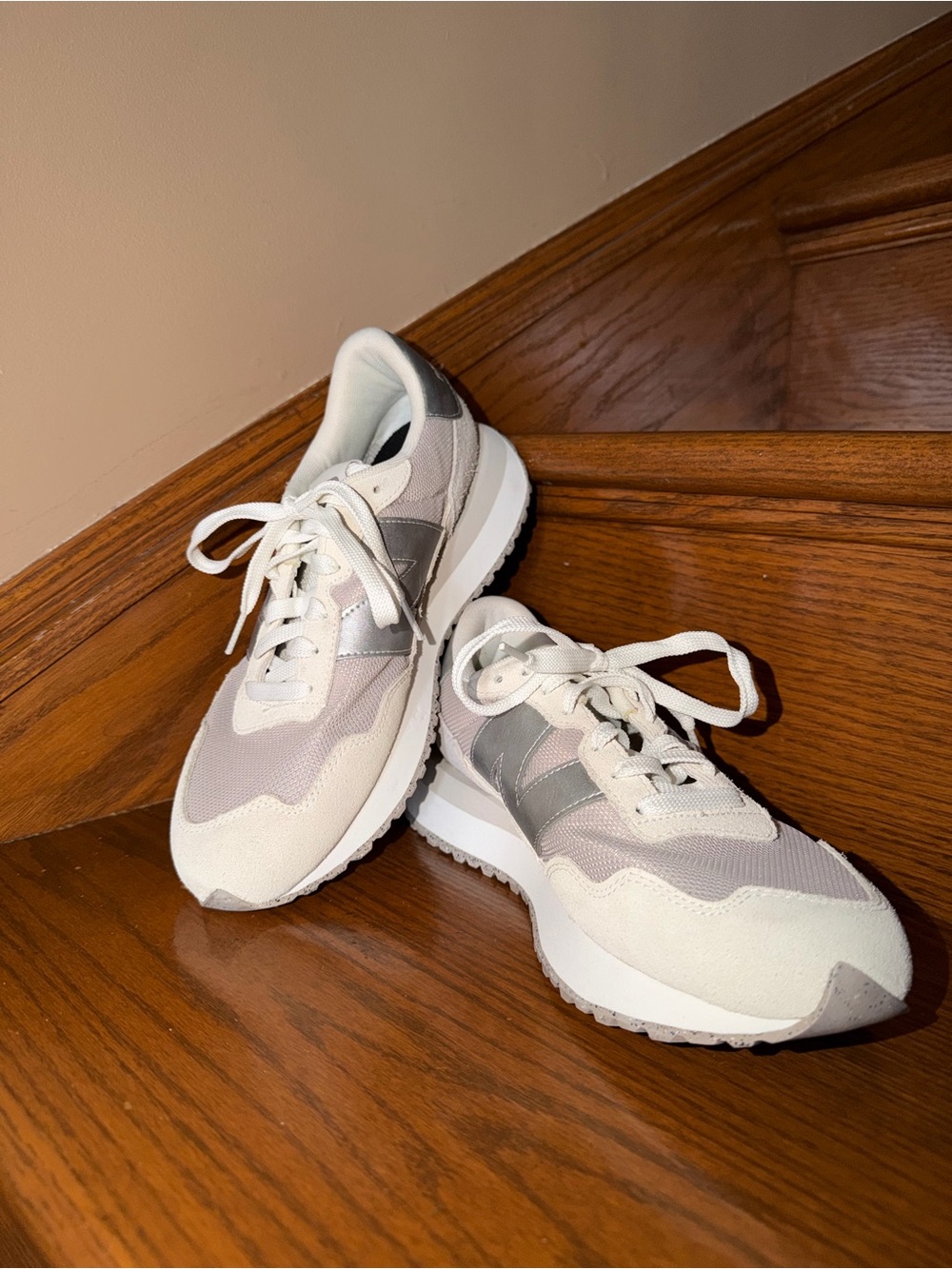 Women's New Balance 327 Neutral Grey Tone Lace-Up Running Sneakers